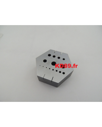 BERGEON 1907 - Enclume en acier avec 15 trous et 4 fentes