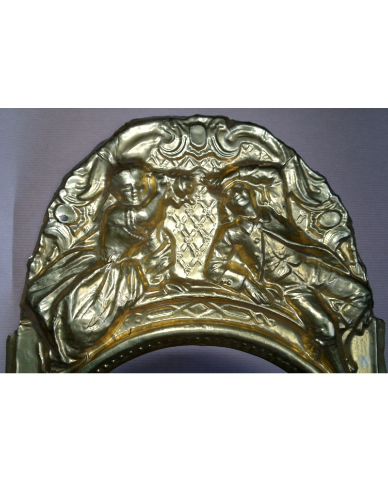 Fronton "Lucien à la rose"