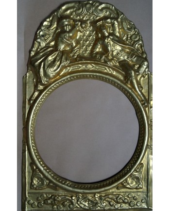 Fronton "Lucien à la rose"